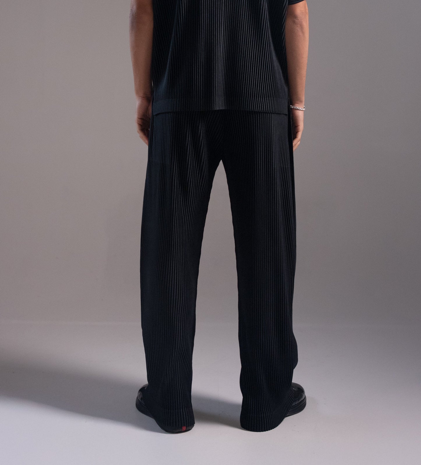 PLISSÈ PANTS BLACK