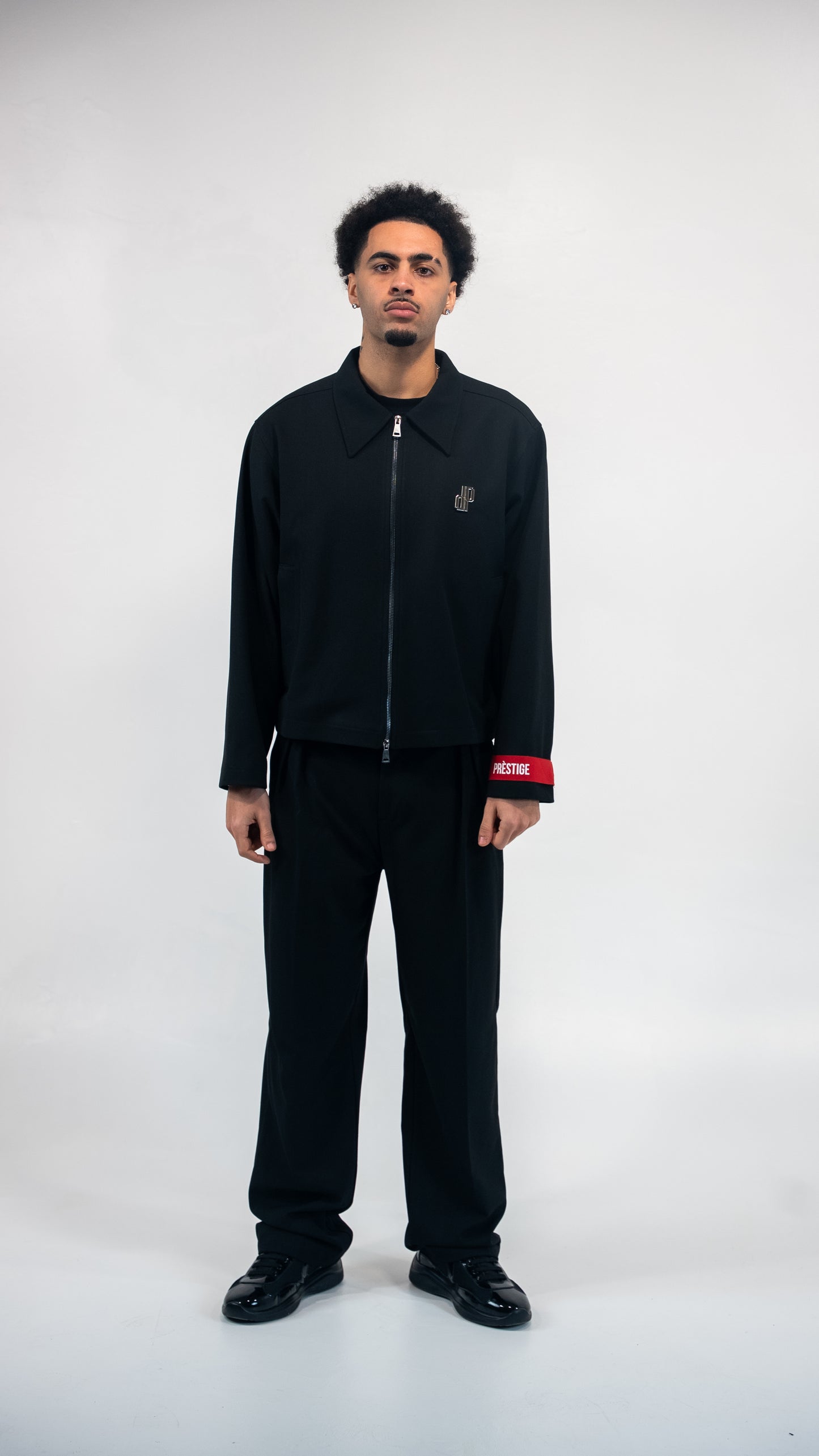 PRÈSTIGE ESSENTIAL RED LINE ZIP JACKET