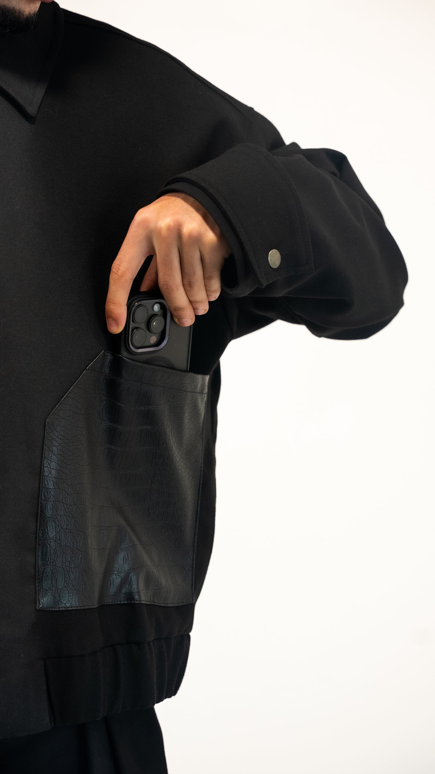 PRÈSTIGE NOIR CROP JACKET