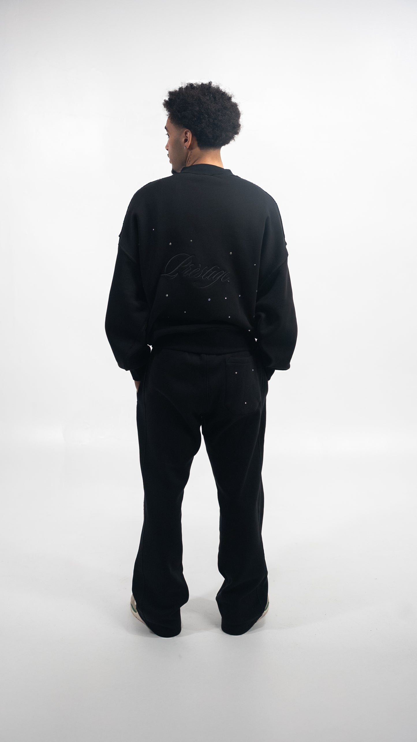 LUXURY MOCK NECK SWEATSHIRT