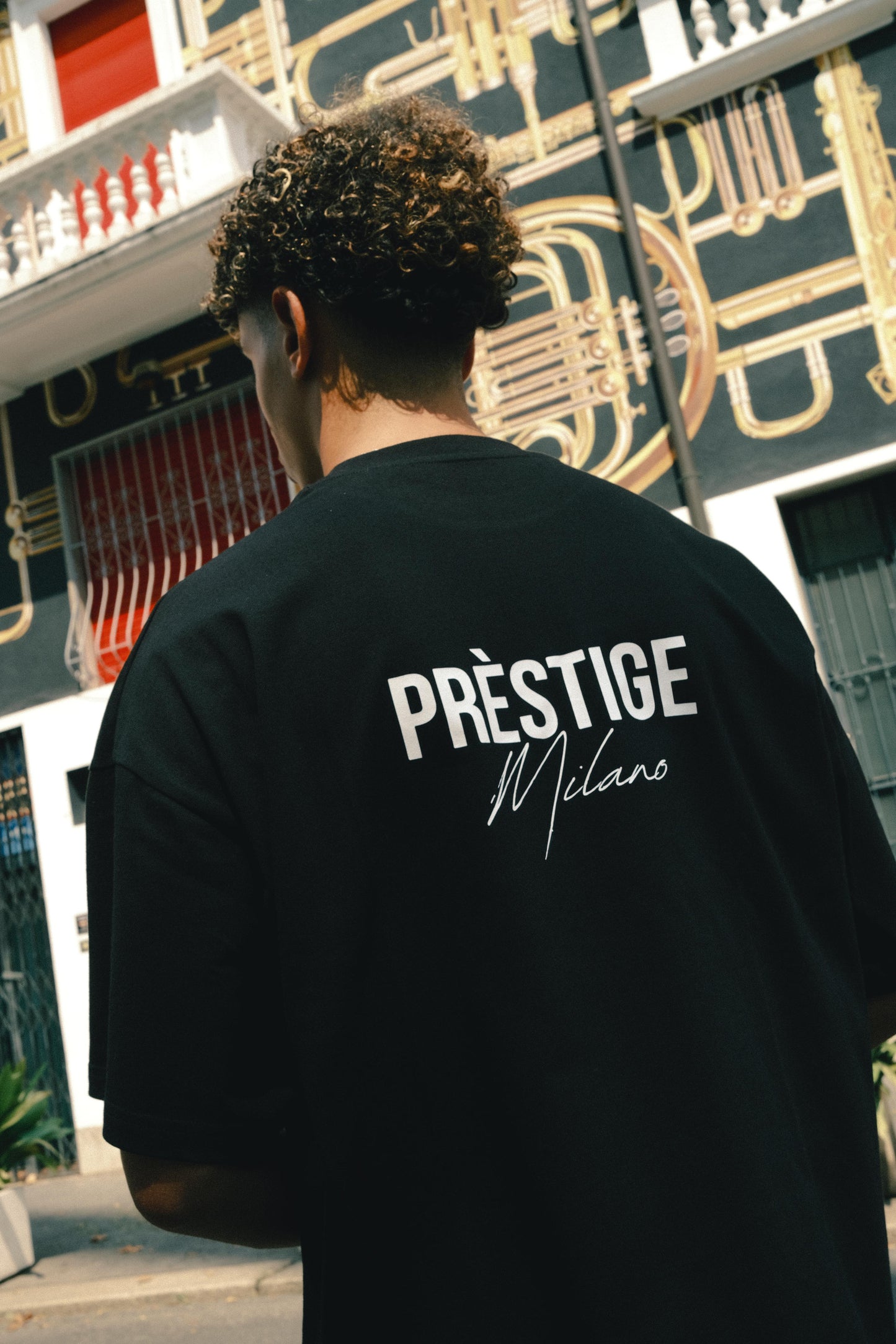 OVERSIZED CROP FIT T-SHIRT